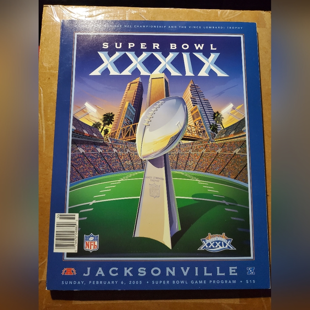 Super Bowl  #39 2005 Program. Patriots vs Eagles.